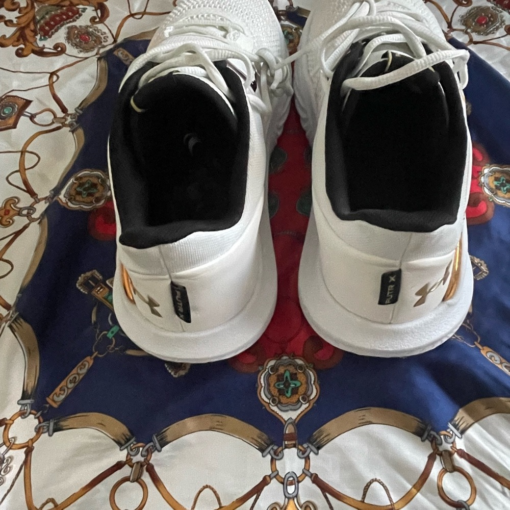Worn about 4 times